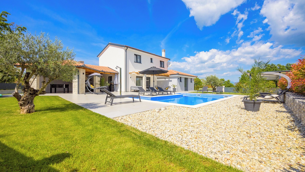 Photo of Outdoor in Jurici