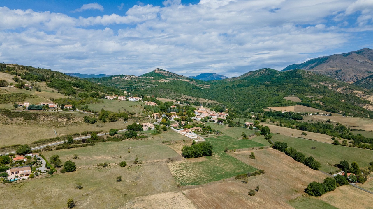 Photo of Outdoor in Champtercier