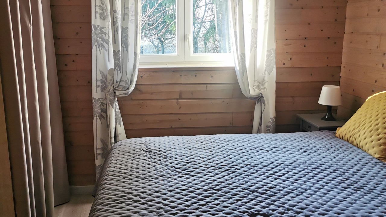 Photo of Bedroom in Herpy-l'Arlesienne