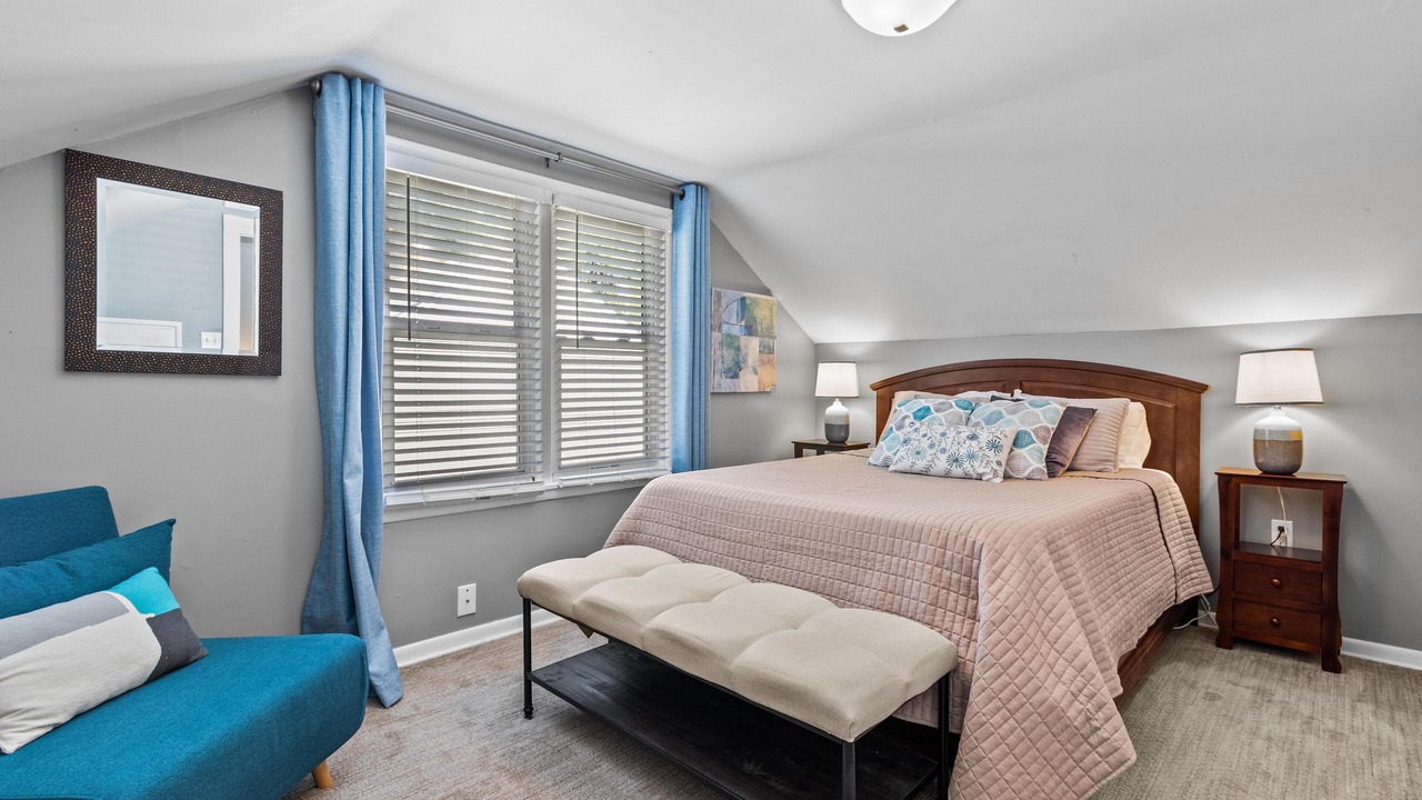 Photo of Bedroom in South Kansas City