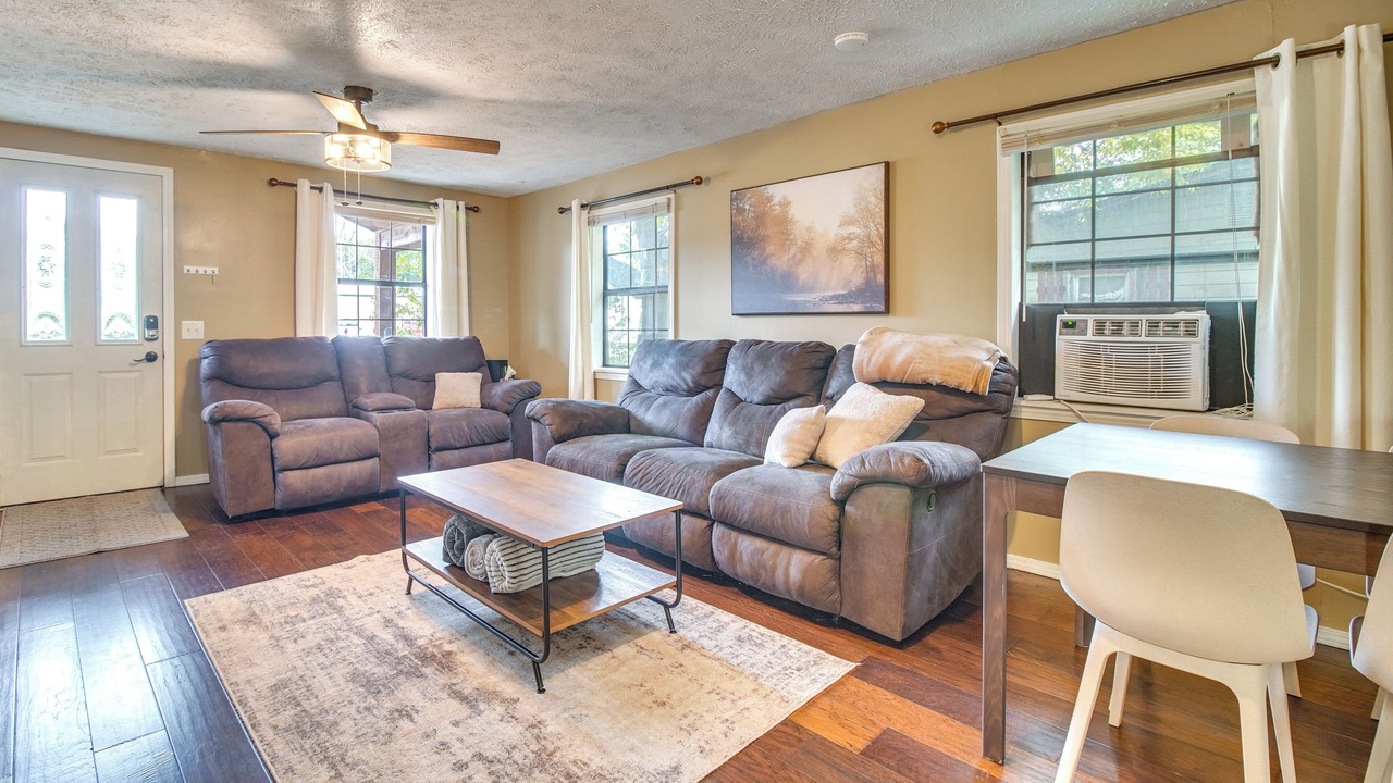 Photo of Livingroom in Disney