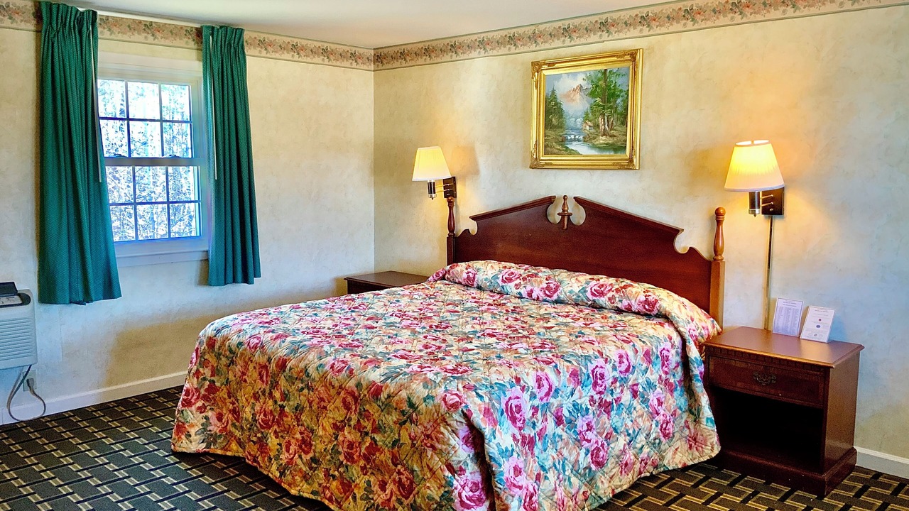 Photo of Bedroom in Lee