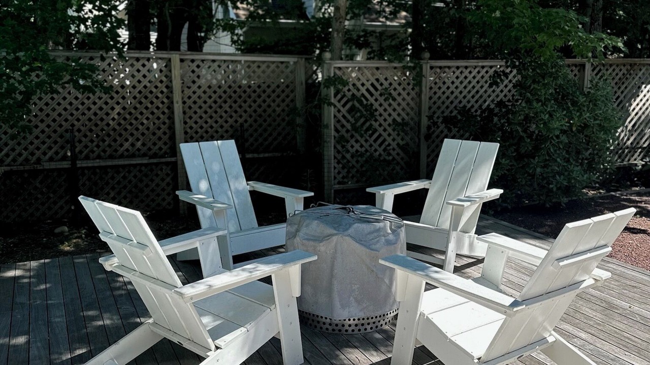 Photo of Others in Hamptons