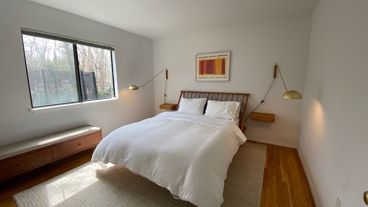 Photo of Others in Hamptons