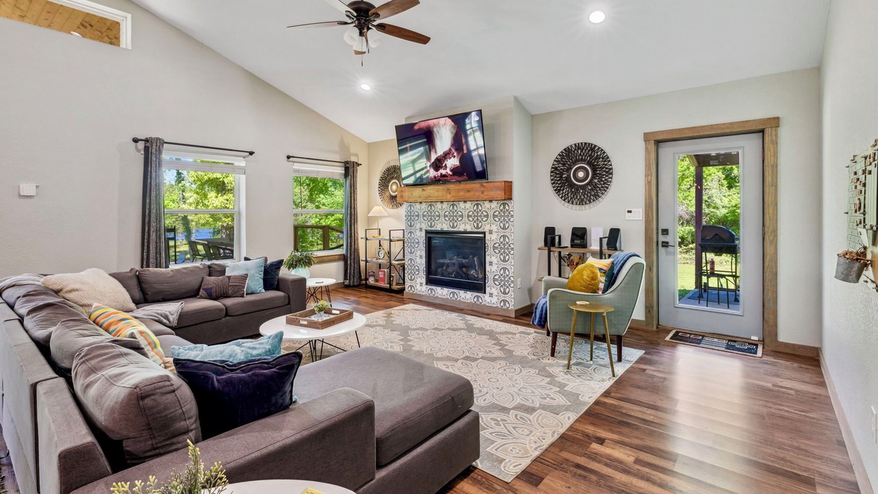 Photo of Livingroom in Mineola