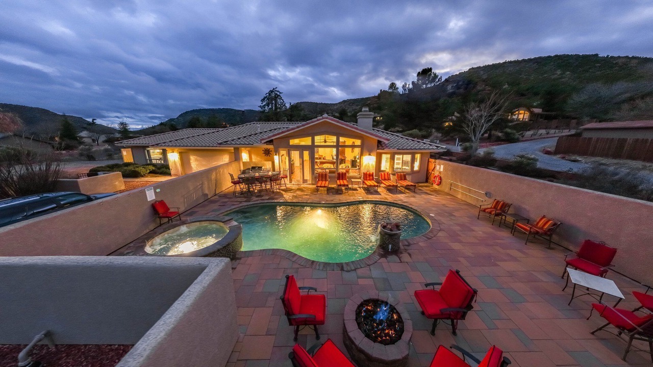 Photo of Outdoor in Oak Creek
