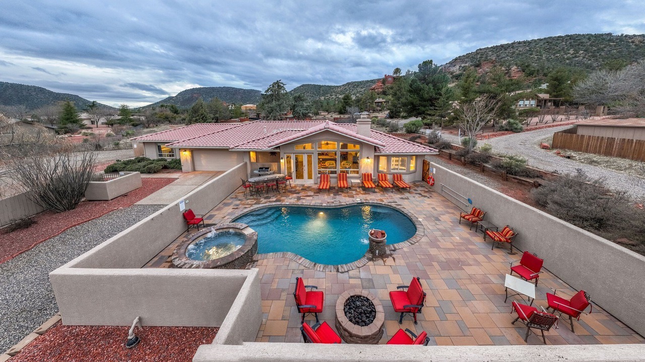 Photo of Outdoor in Oak Creek