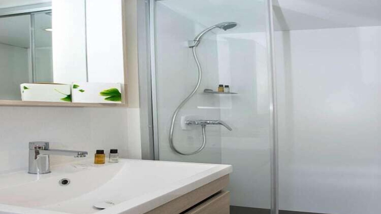 Photo of Bathroom in Les Cabanes de Fleury