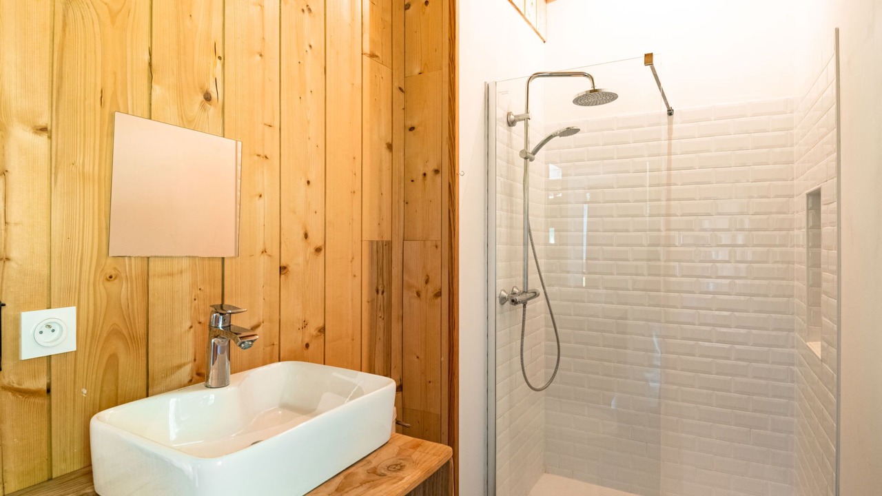 Photo of Bathroom in Saint-Julien-en-Born