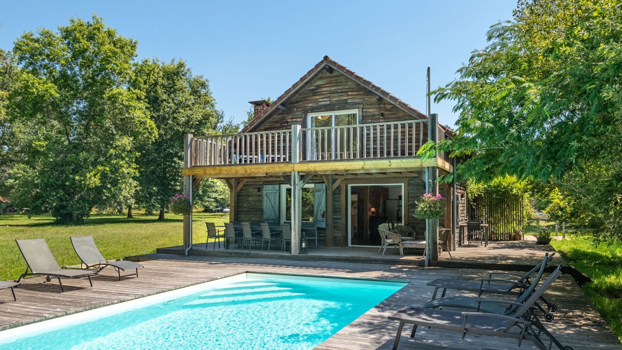 Photo of Outdoor in Saint-Julien-en-Born