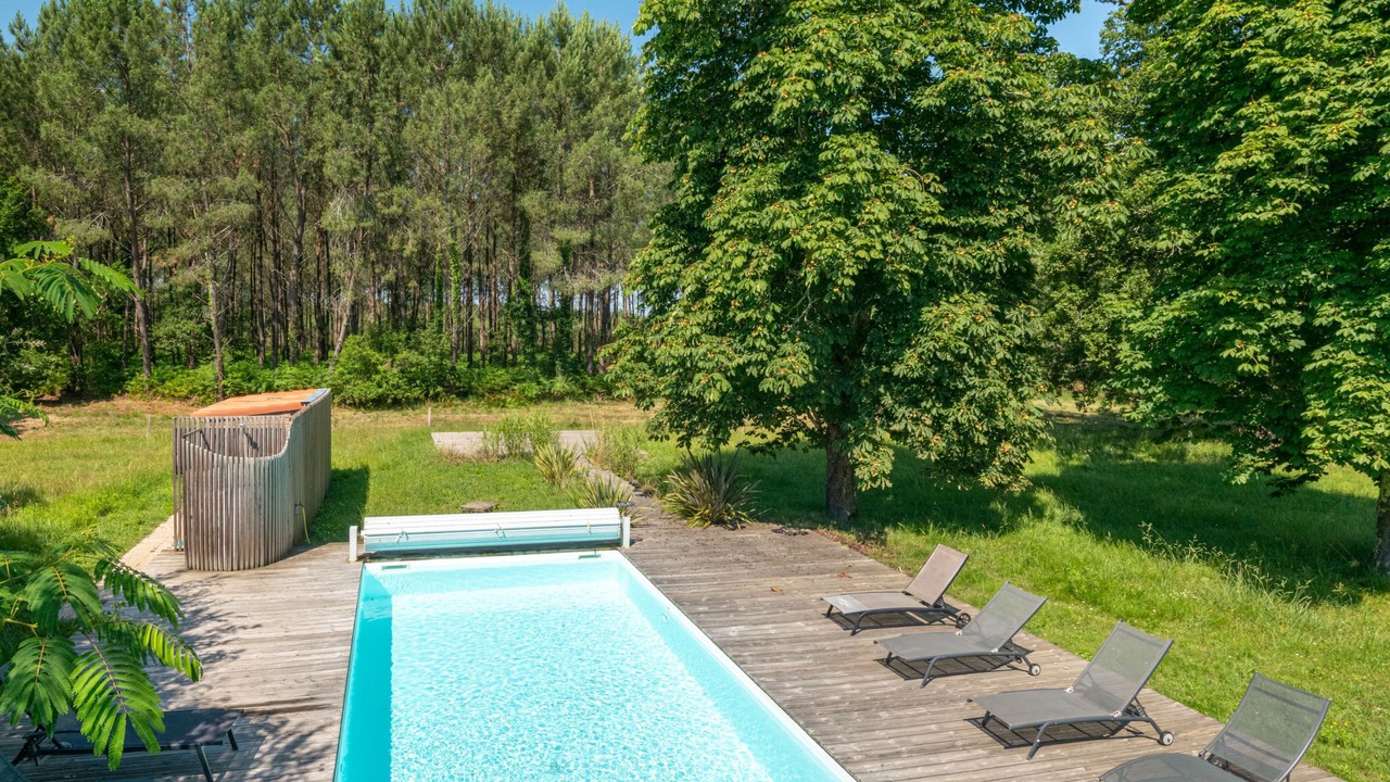 Photo of Outdoor in Saint-Julien-en-Born