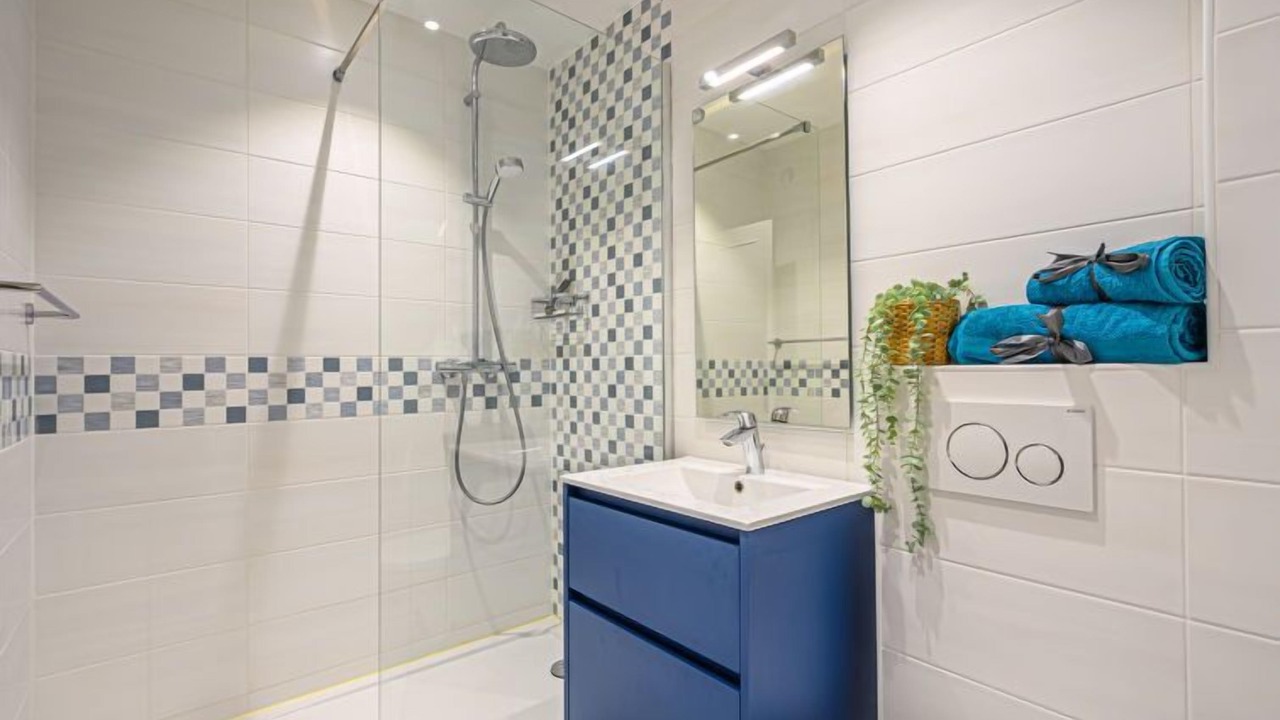 Photo of Bathroom in Quiberon