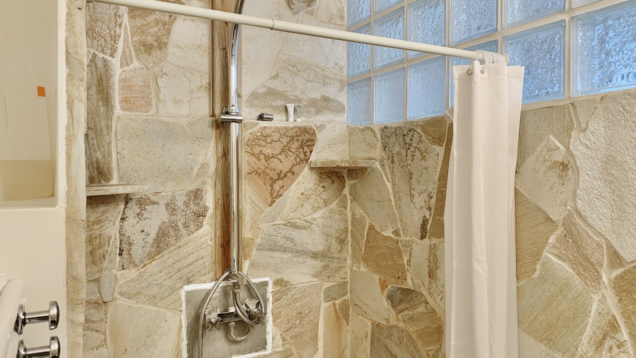 Photo of Bathroom in Secteur 4