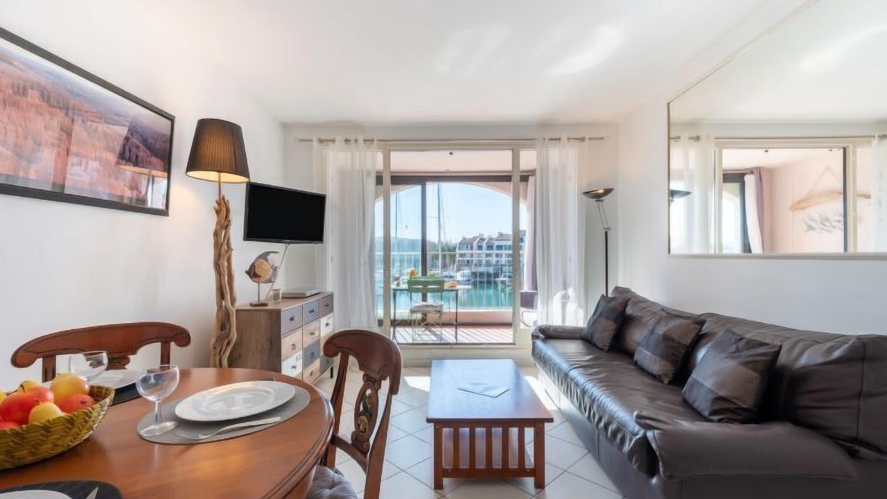 Photo of Livingroom in Port Cogolin