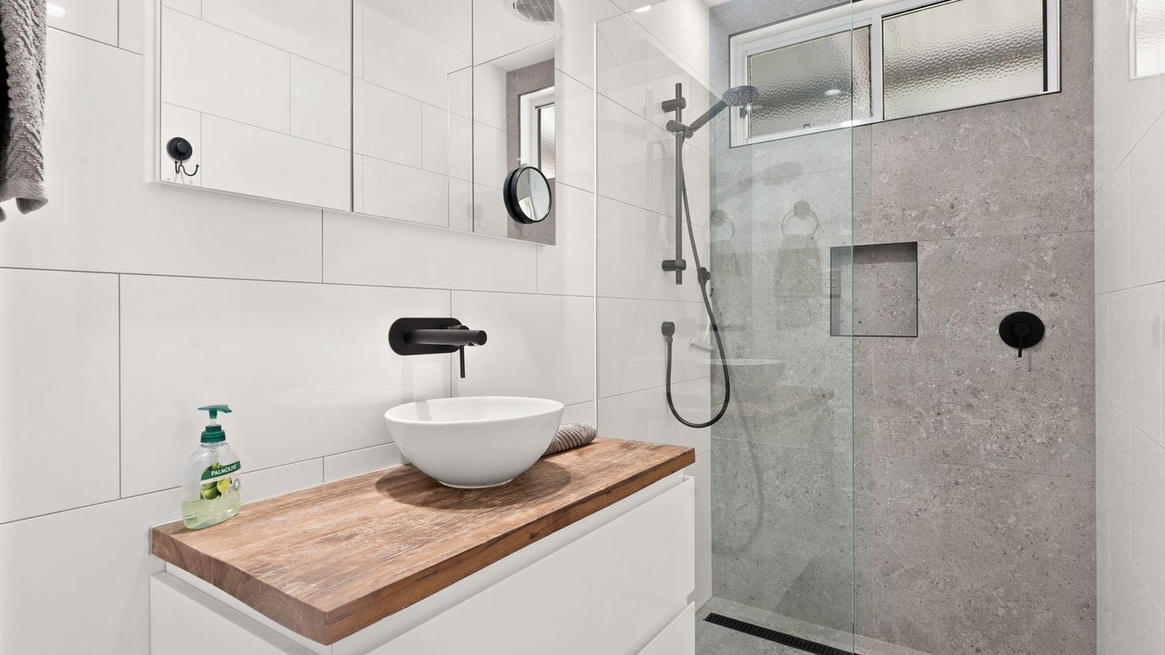 Photo of Bathroom in Ventnor