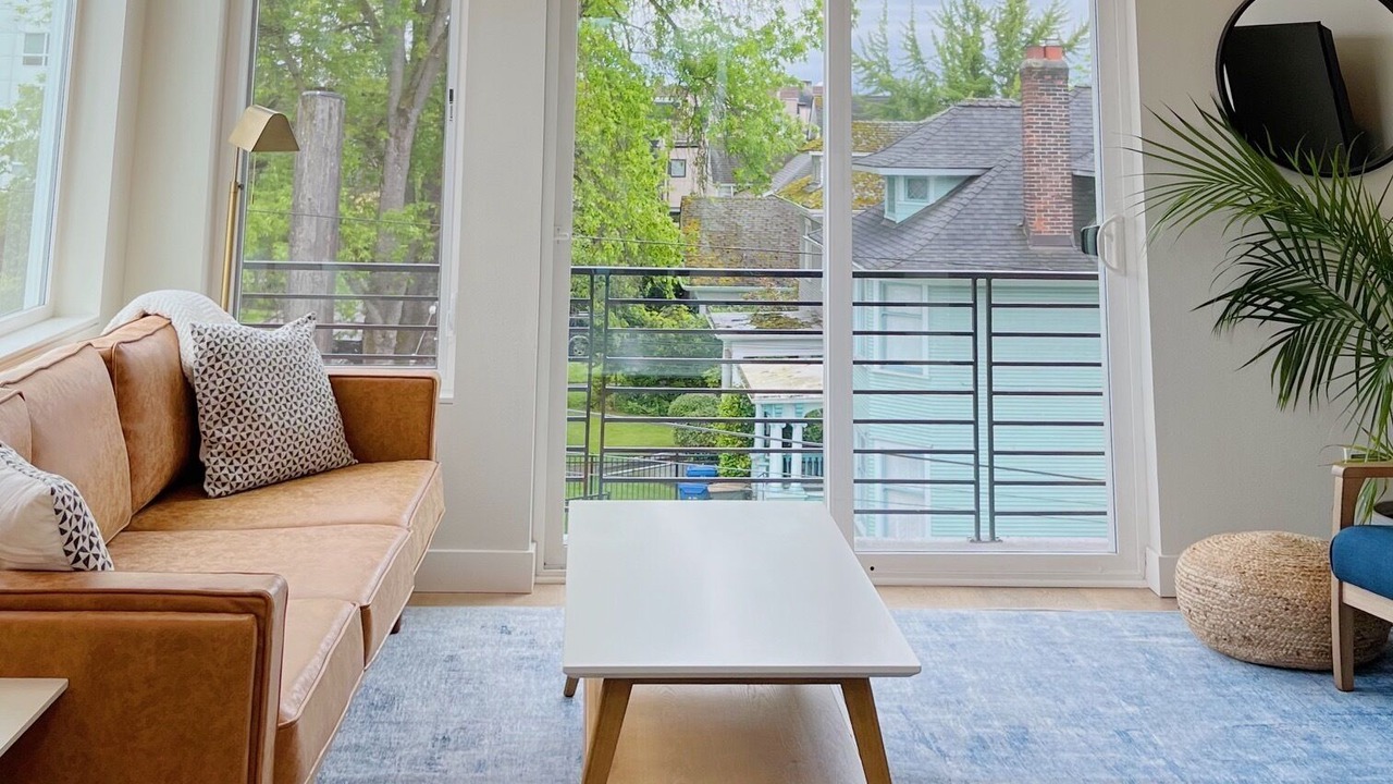 Photo of Bedroom in Broadway