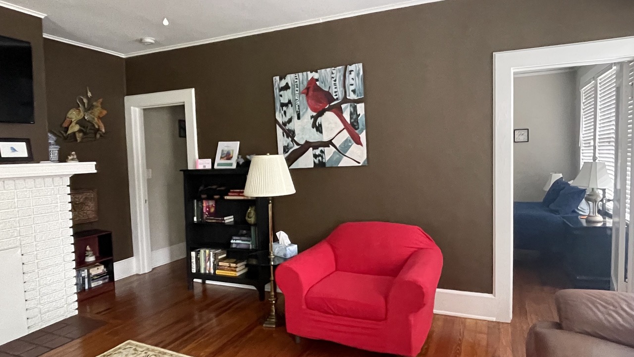 Photo of Livingroom in Murray Hill