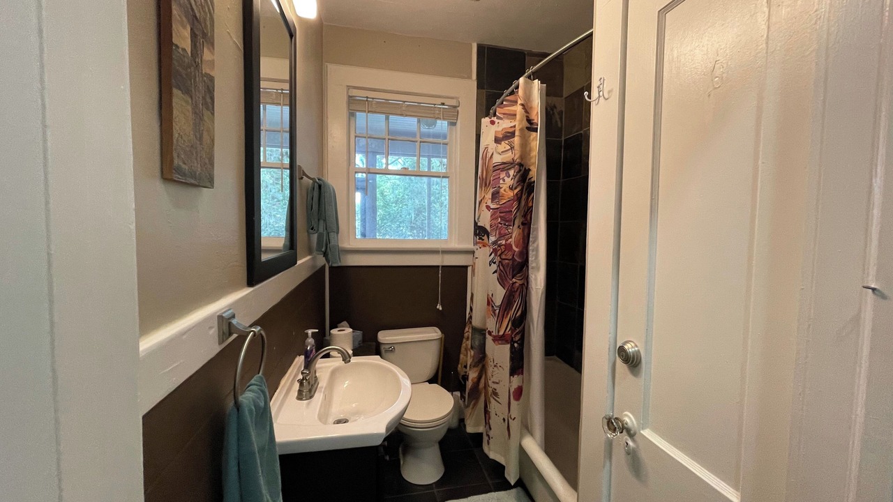 Photo of Bathroom in Murray Hill