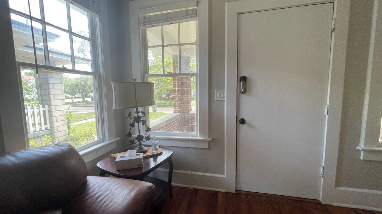 Photo of Bedroom in Murray Hill