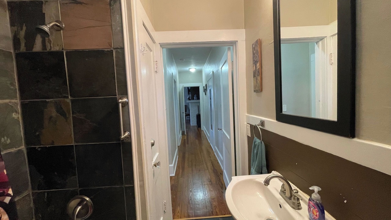 Photo of Bathroom in Murray Hill