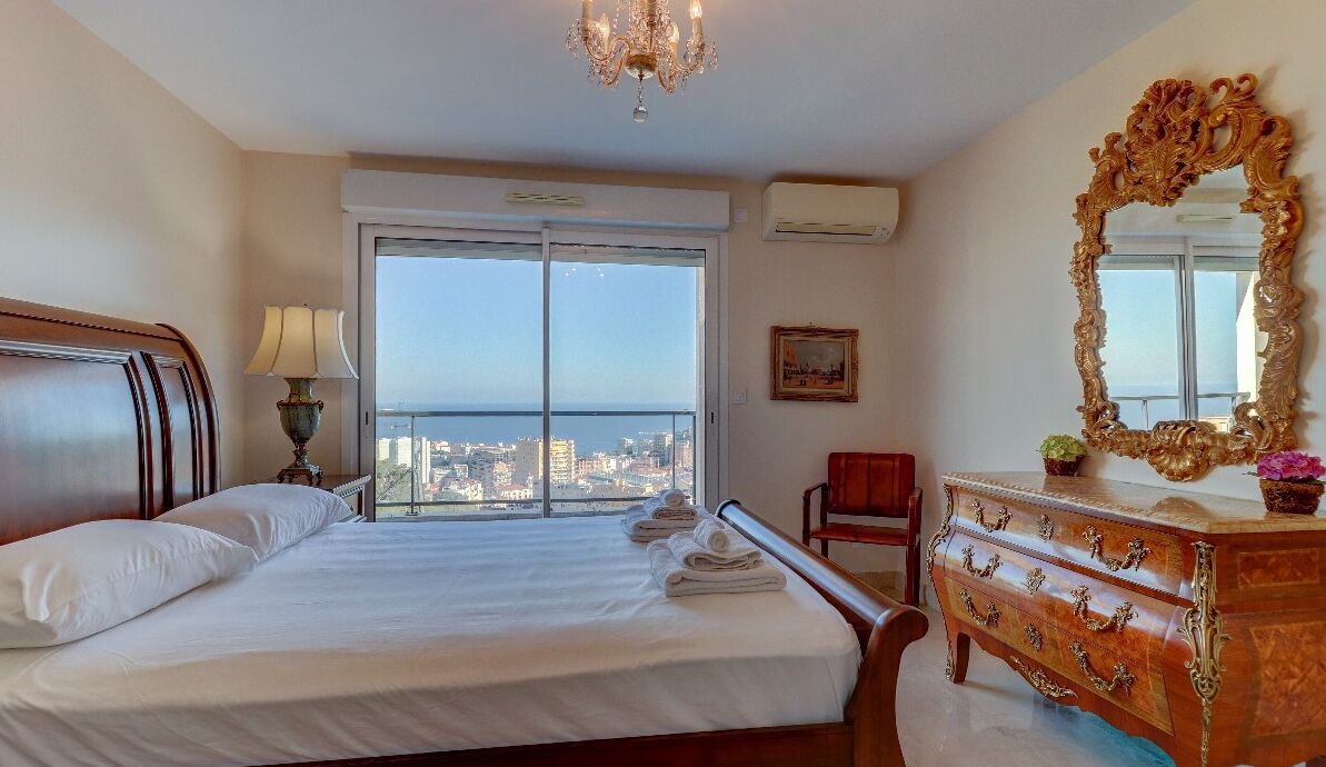 Photo of Bedroom in Beausoleil