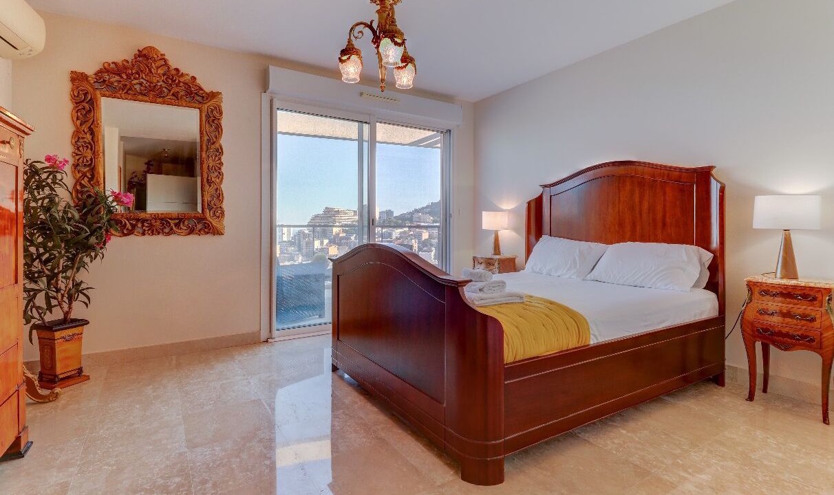 Photo of Bedroom in Beausoleil