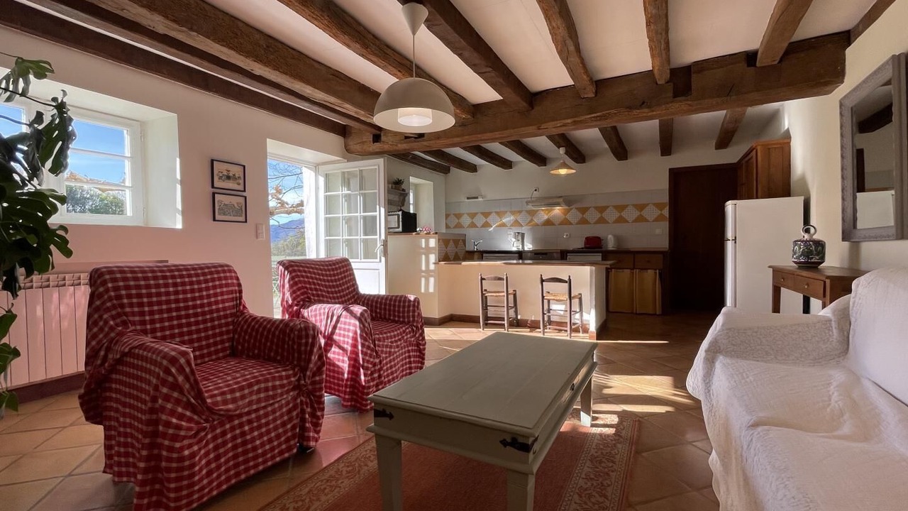 Photo of Livingroom in Sare