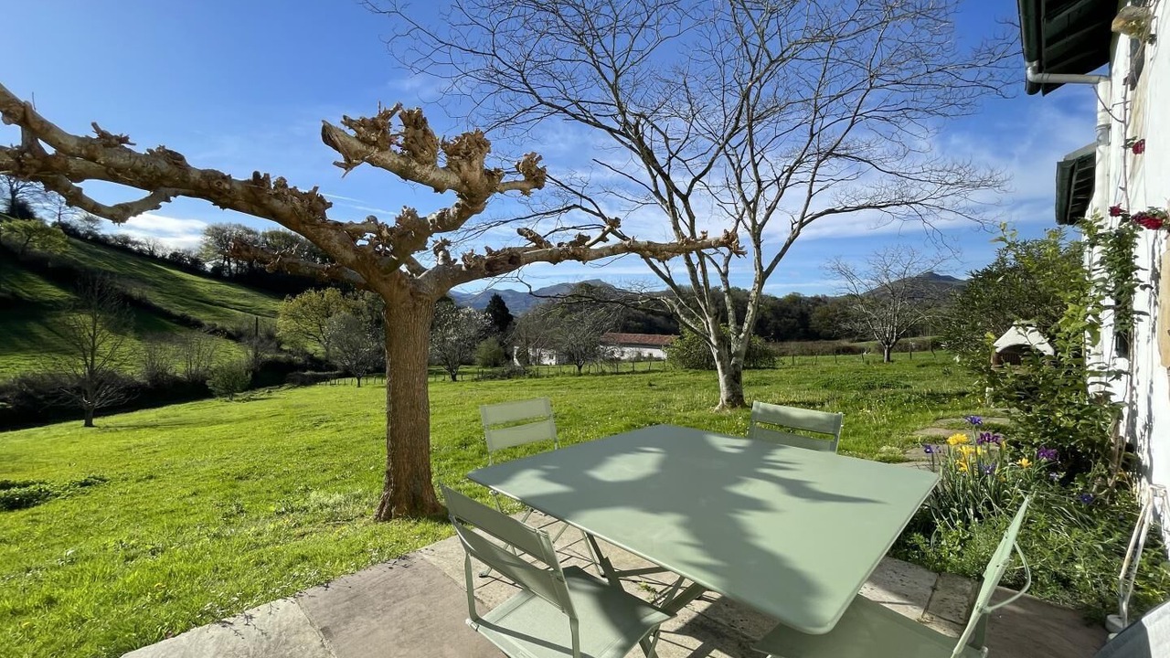 Photo of Outdoor in Sare