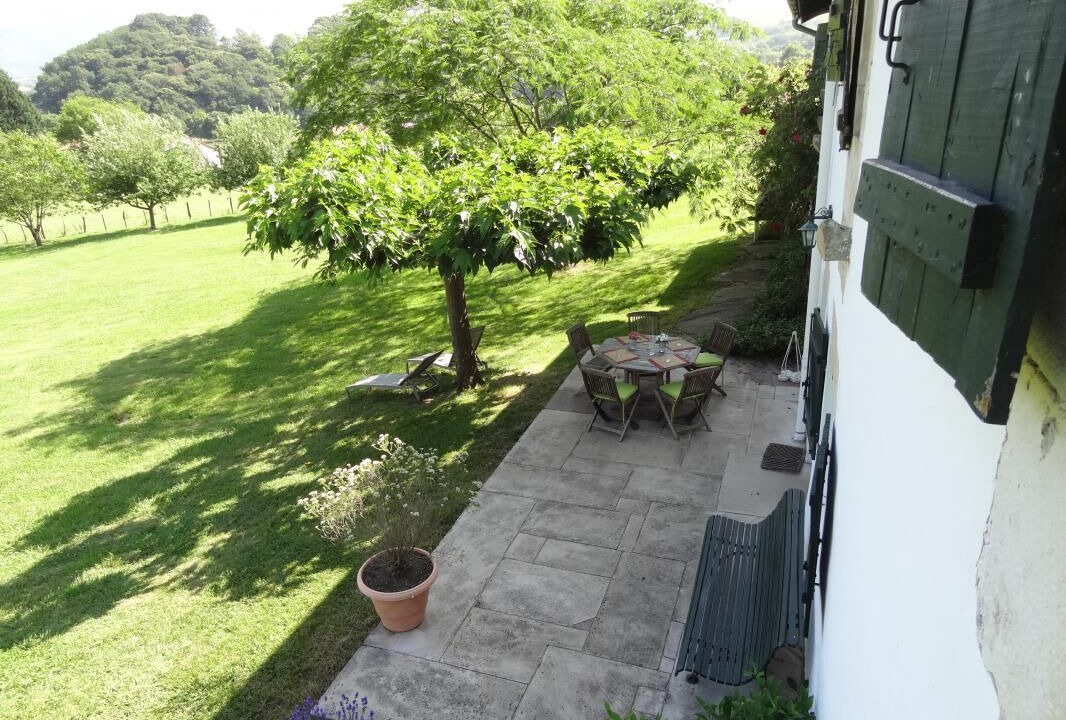 Photo of Outdoor in Sare