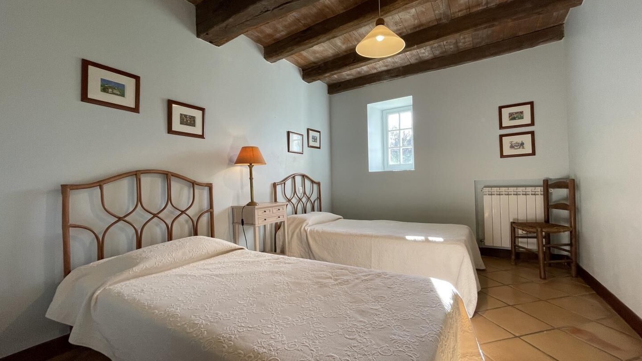 Photo of Bedroom in Sare