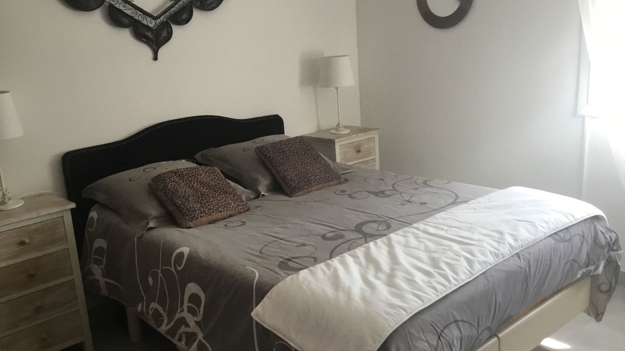 Photo of Bedroom in Saint-Laurent-d'Aigouze