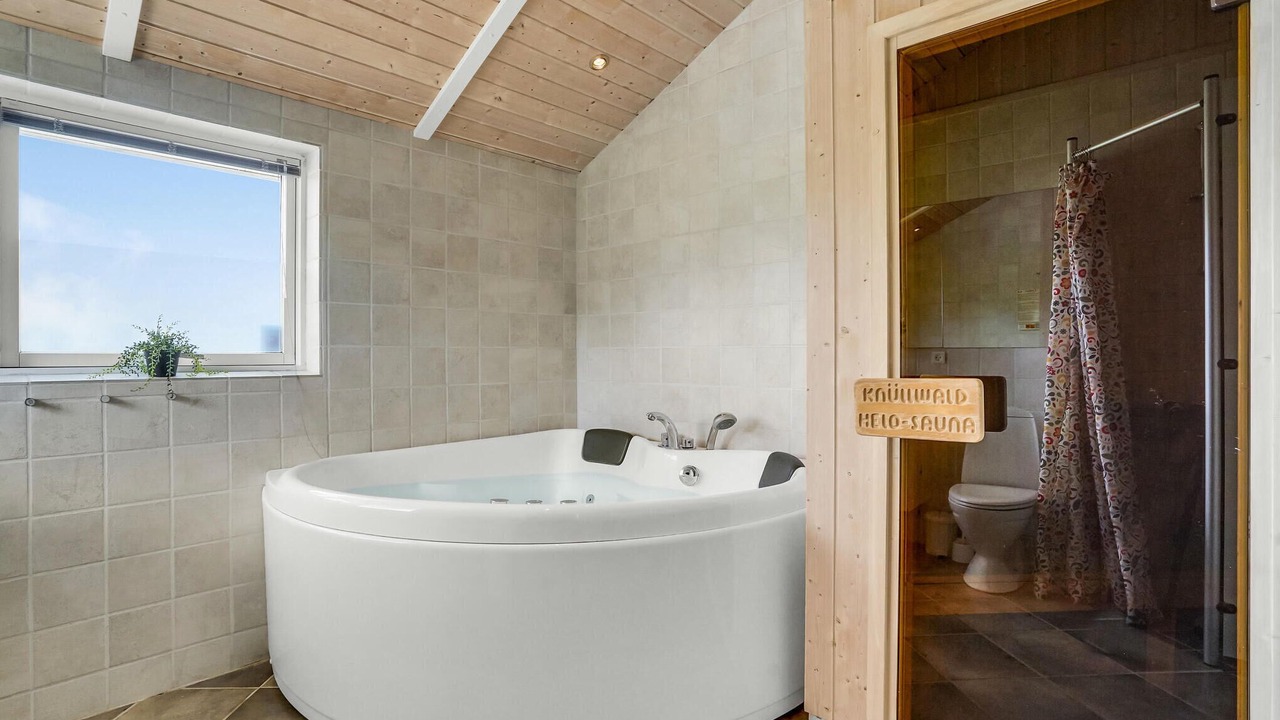 Photo of Bathroom in Hvidbjerg Strand