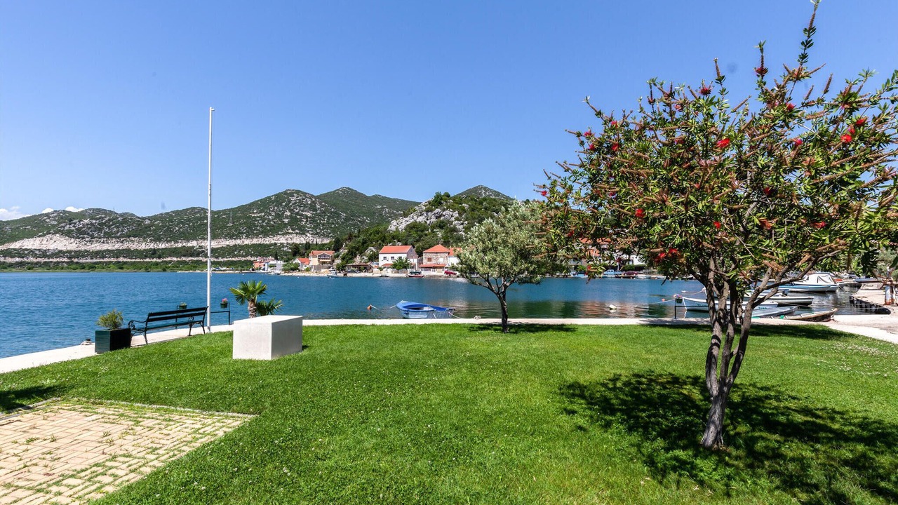 Photo of Outdoor in Ploce