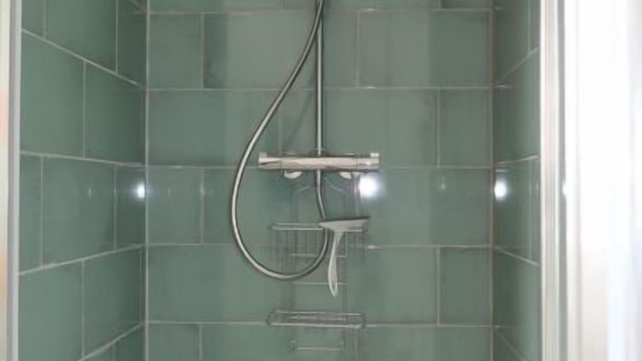 Photo of Bathroom in Ploneour-Lanvern