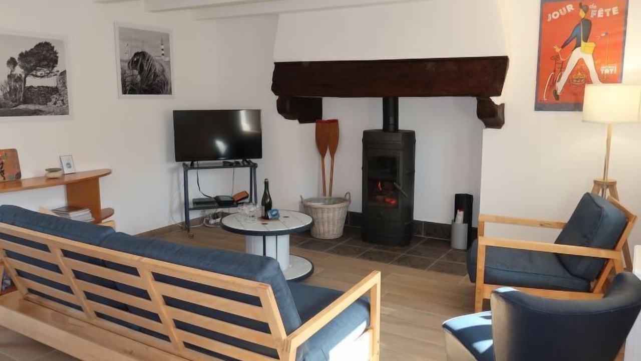 Photo of Livingroom in Ploneour-Lanvern