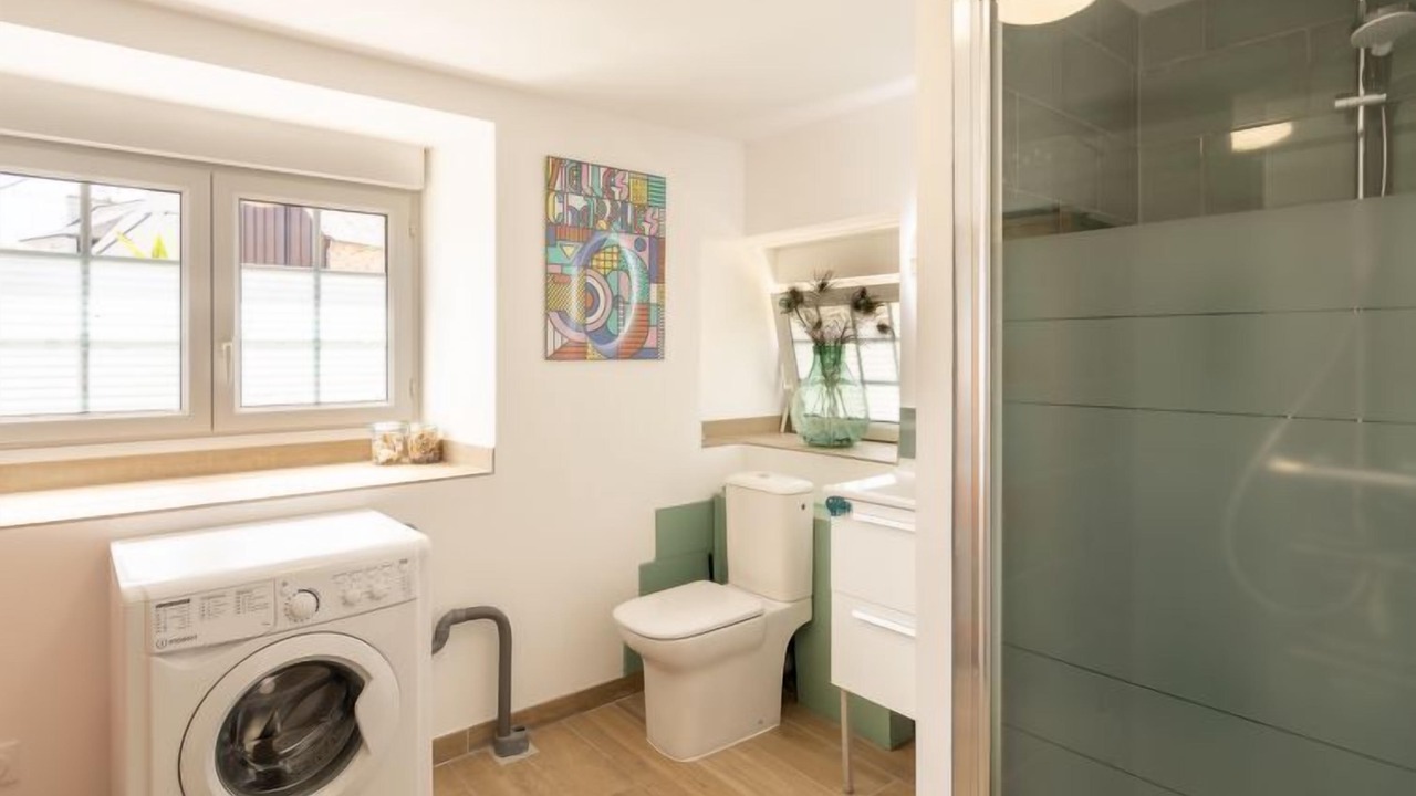 Photo of Bathroom in Ploneour-Lanvern