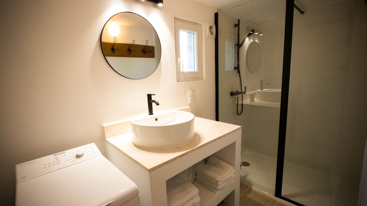 Photo of Bathroom in Montseret