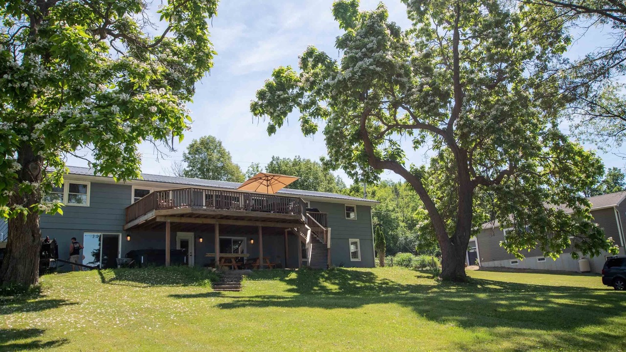 Photo of Outdoor in Lansing