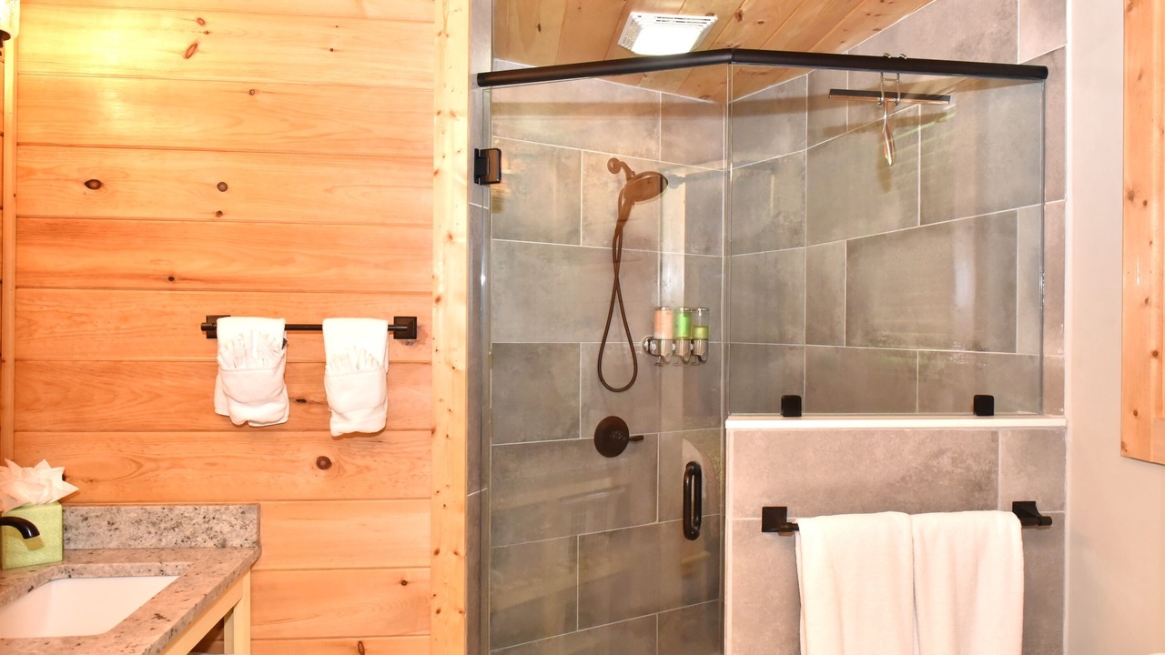 Photo of Bathroom in Cherokee
