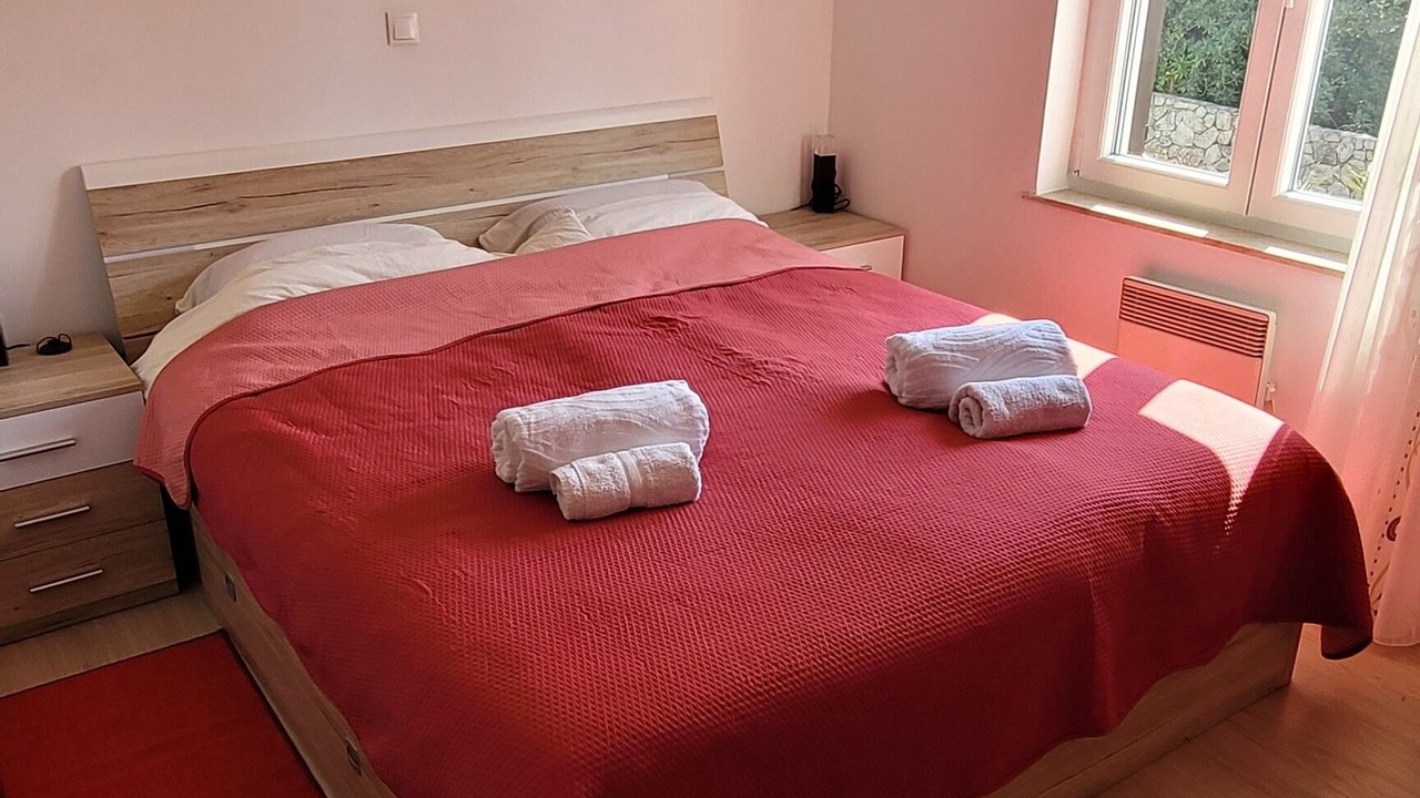 Photo of Bedroom in Punat