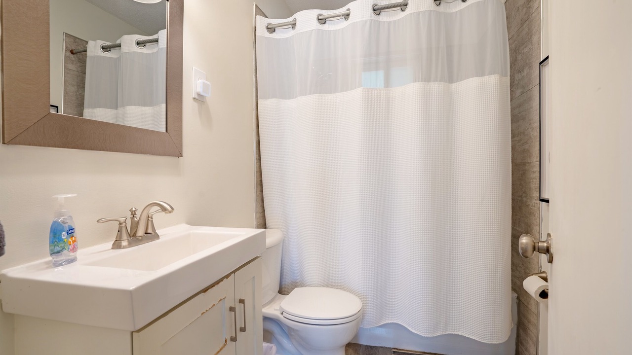 Photo of Bathroom in Sunrise Beach