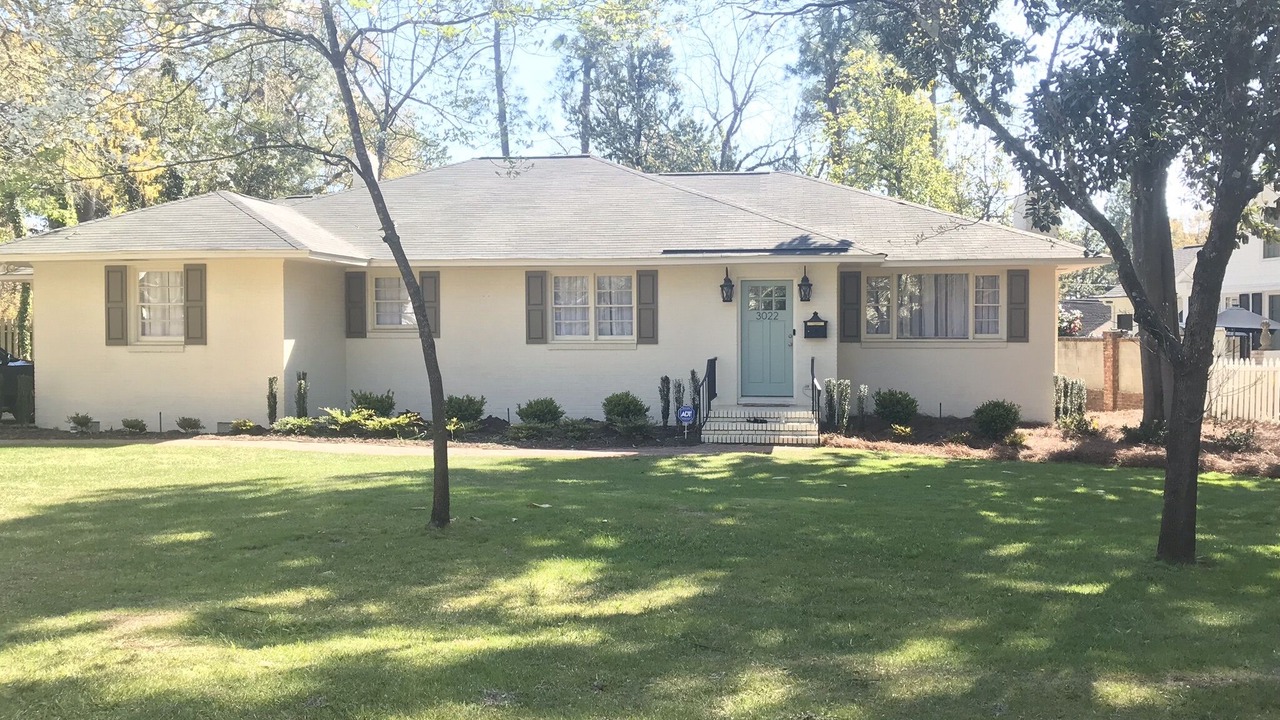 Photo of Outdoor in Forest Hills