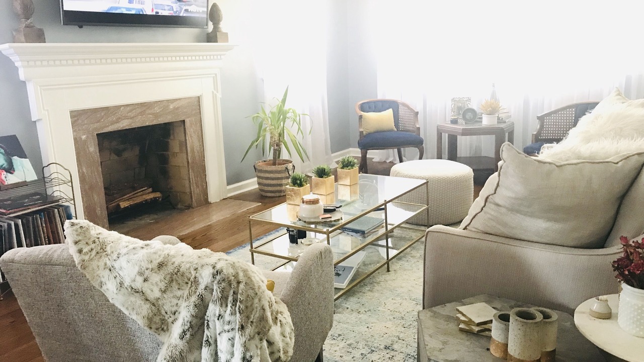 Photo of Livingroom in Forest Hills