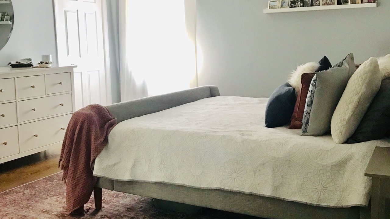 Photo of Bedroom in Forest Hills