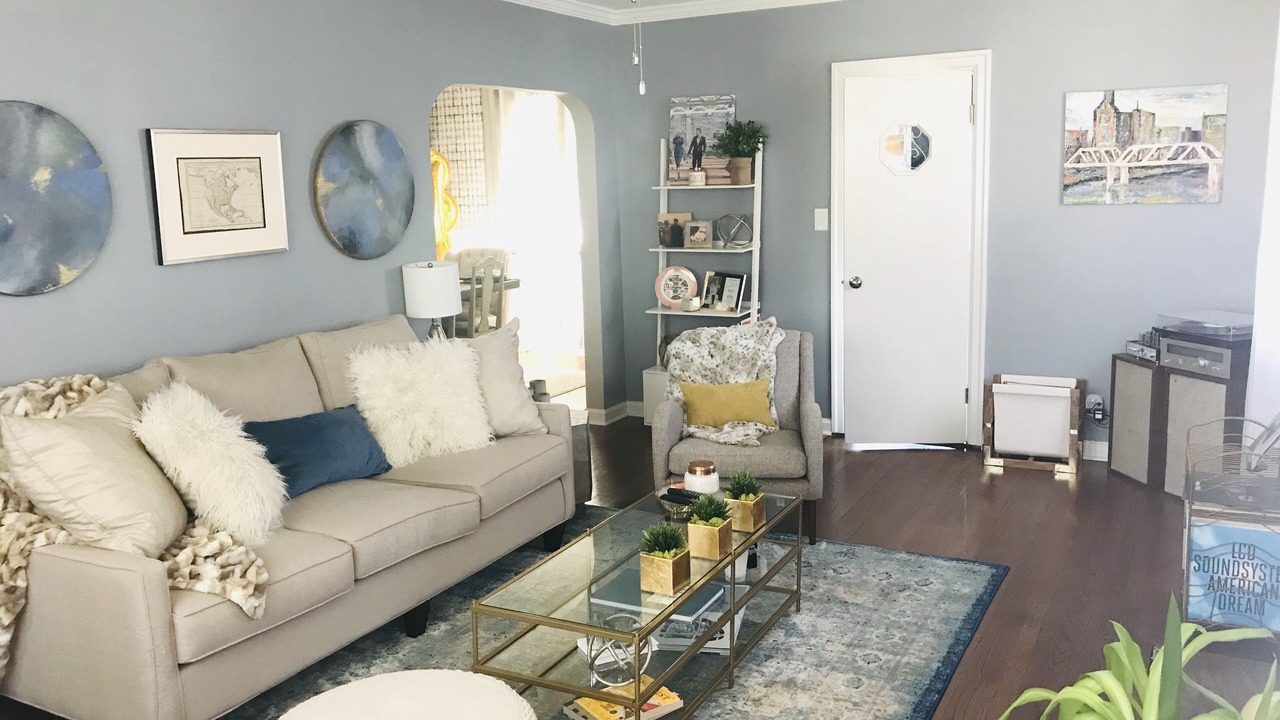 Photo of Livingroom in Forest Hills