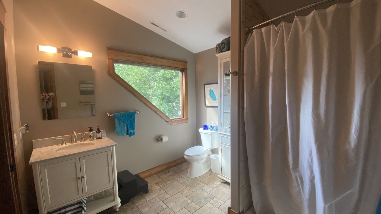 Photo of Bathroom in Elwood