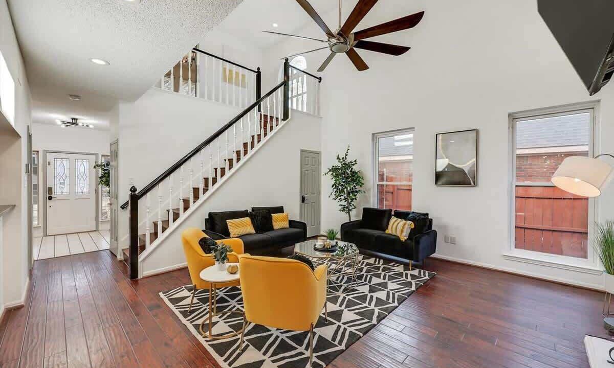 Photo of Livingroom in Mesquite