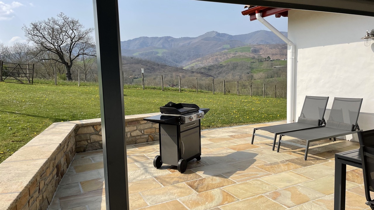 Photo of Patio Balcony in Irissarry