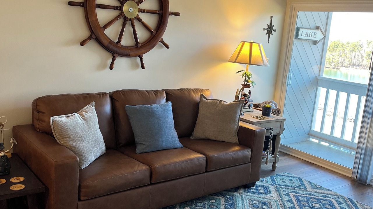 Photo of Livingroom in Huddleston