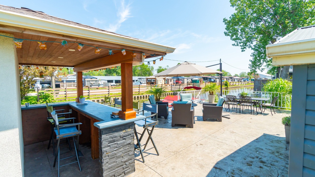 Photo of Outdoor in Long Point